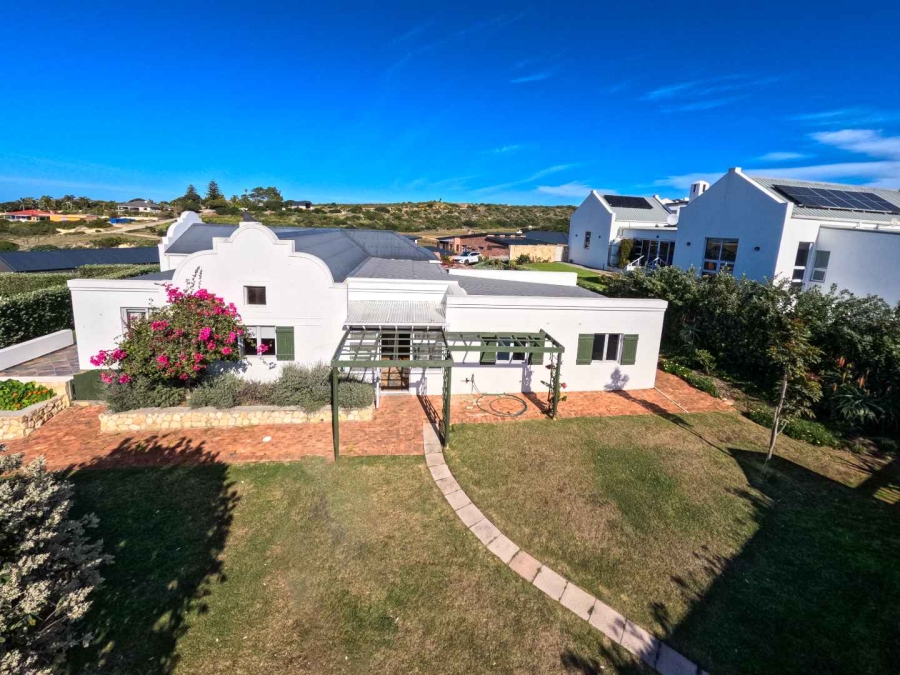 3 Bedroom Property for Sale in Stilbaai Wes Western Cape